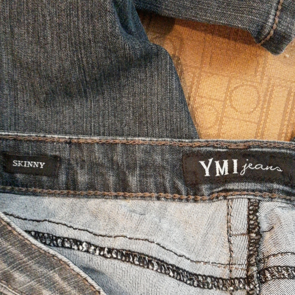 Women's YMI Skinny Jeans Size 5 - Picture 3 of 4